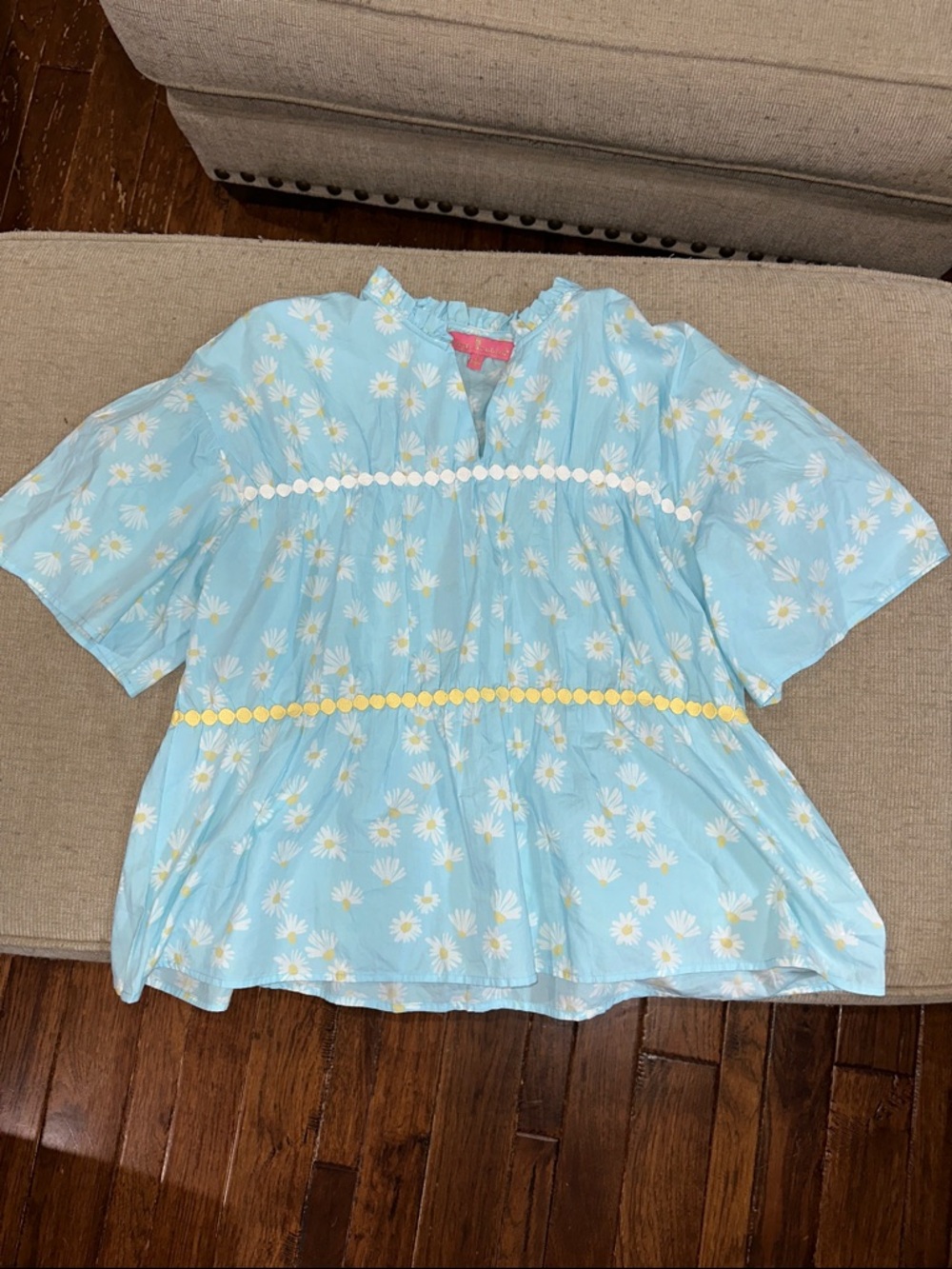 🌼 Simply Southern Summer Blue Daisy Print Peplum Top with Embroidered Trim sz S